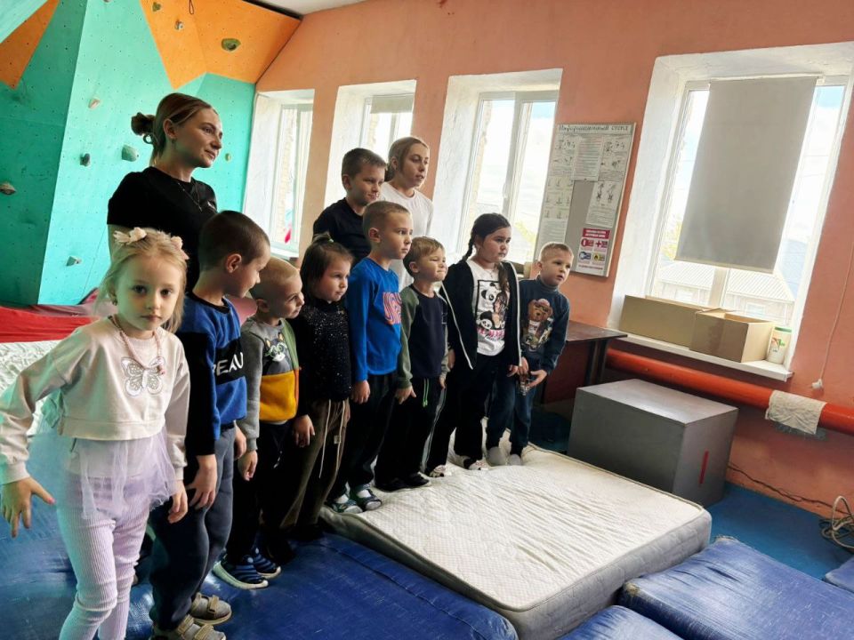 Воспитанники детсада «Ладушки» посетили Центр детского юношеского туризма и краеведения Воспитанники детсада «Ладушки» посетили Центр детского юношеского туризма и краеведения