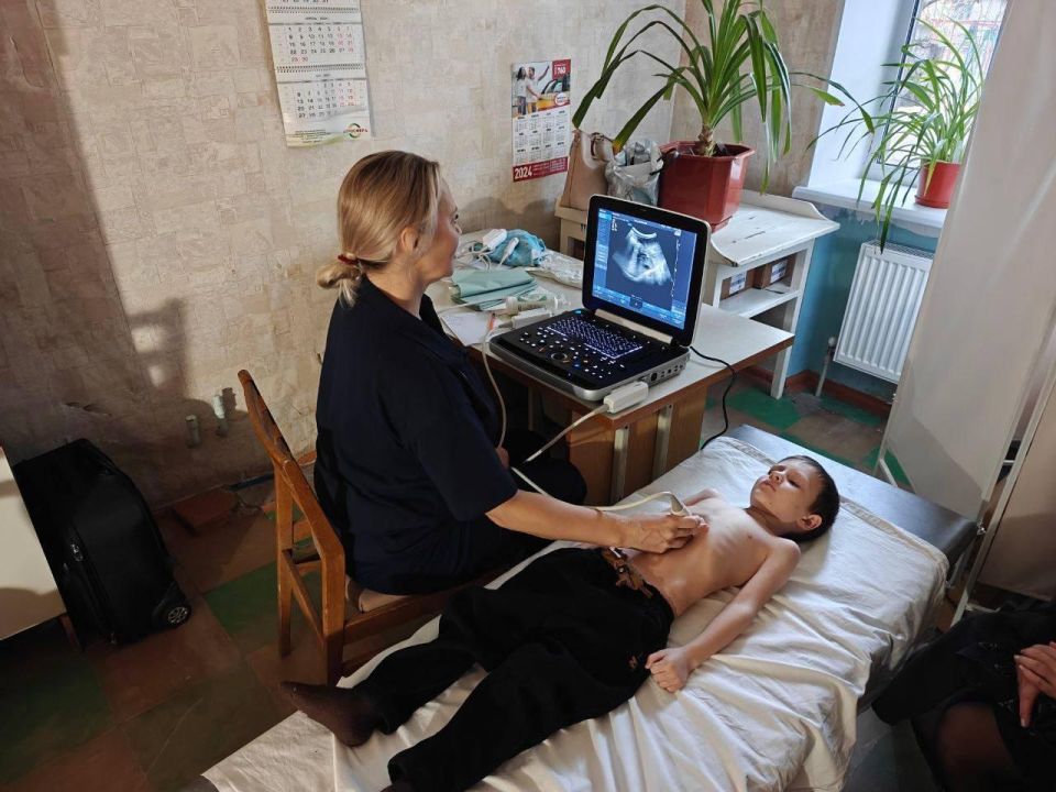 Оренбургские доктора работают в Перевальском округе Оренбургские доктора работают в Перевальском округе
