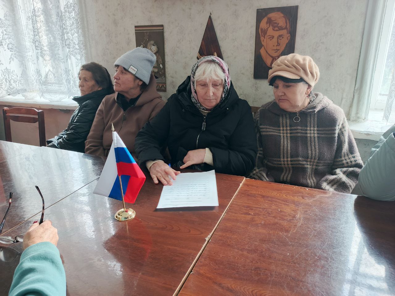 Сегодня в жилмассиве Анненка прошло собрание инициативной группы по созданию территориального общественного самоуправления () Сегодня в жилмассиве Анненка прошло собрание инициативной группы по созданию территориального общественного самоуправления ()