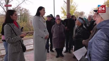 Работа ливнёвок, наличие остановок и лежачих полицейских – с такими проблемами жители Каменнобродского района Луганска обратились к городским властям