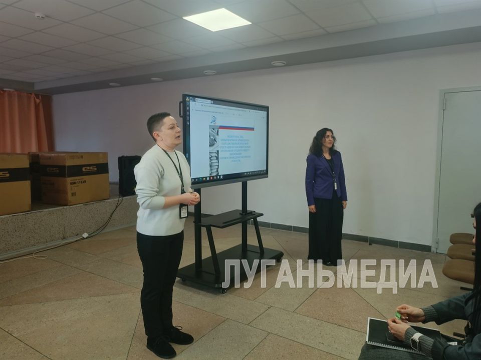 В Станично-Луганском округе готовят пункты для ГИА В Станично-Луганском округе готовят пункты для ГИА