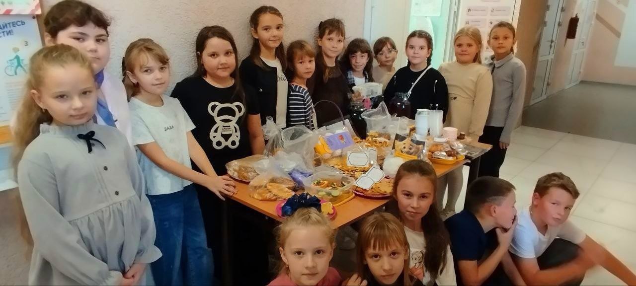 В школе Беловодского МО прошла яркая осенняя ярмарка В школе Беловодского МО прошла яркая осенняя ярмарка