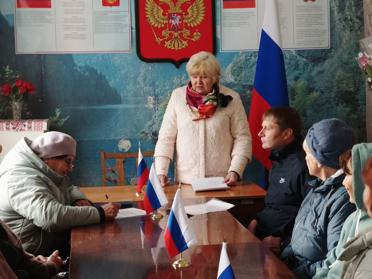 Сегодня в жилмассиве Анненка прошло собрание инициативной группы по созданию территориального общественного самоуправления () Сегодня в жилмассиве Анненка прошло собрание инициативной группы по созданию территориального общественного самоуправления ()