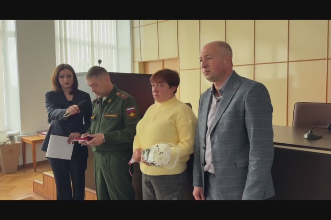 Сергей Крамаренко: Сегодня с тяжелым сердцем, но и с глубочайшим уважением, мы провели церемонию вручения Ордена Мужества семьям наших героев – погибших при выполнении воинского долга в ходе специальной военной операции