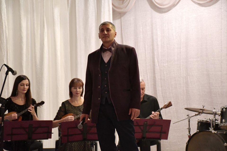 � ����������������� ������ �������� ������� ������� ���� � �������� �������� ��������� ����������