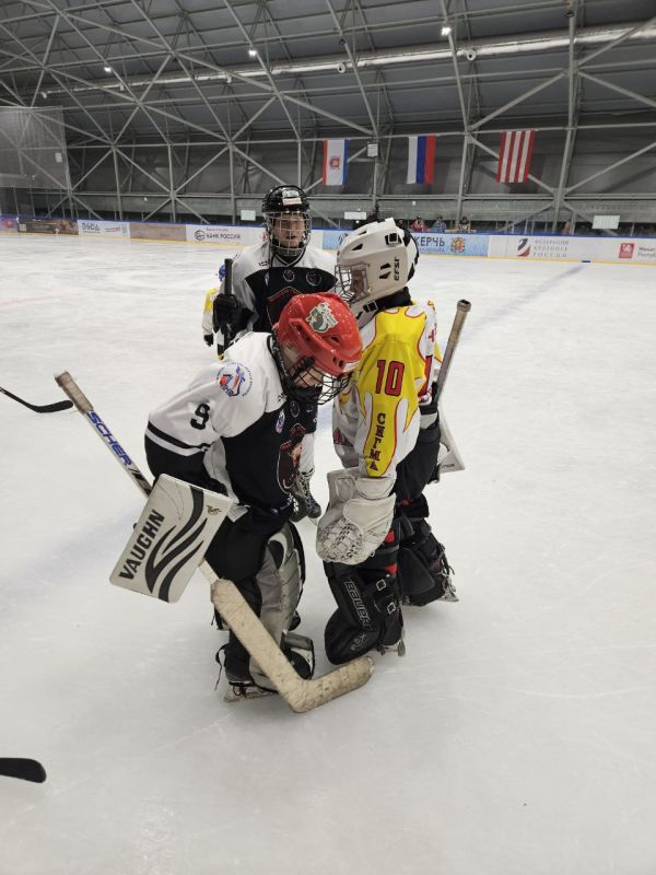При поддержке «Единой России» спортсмены из Луганска поучаствовали в соревнованиях по адаптивному хоккею в Керчи При поддержке «Единой России» спортсмены из Луганска поучаствовали в соревнованиях по адаптивному хоккею в Керчи