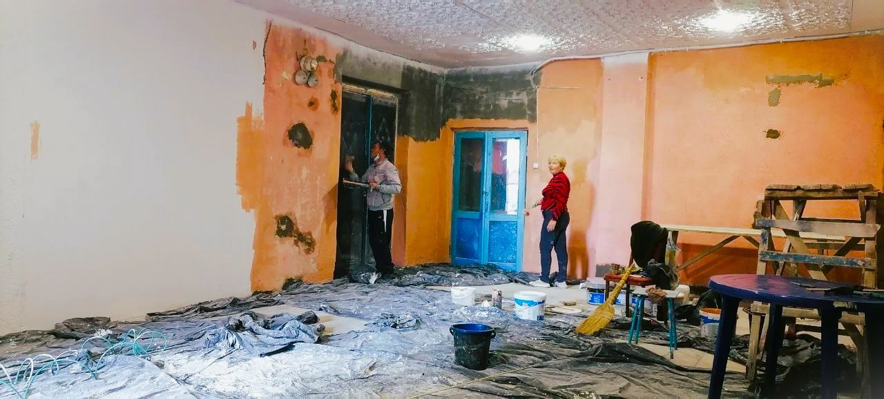 В рамках реализации Народной программы и поддержки партийного проекта "Культура малой Родины" активисты партии «Единая Россия» провели значительные работы по ремонту внутреннего помещения Литвиновского СДК В рамках реализации Народной программы и поддержки партийного проекта "Культура малой Родины" активисты партии «Единая Россия» провели значительные работы по ремонту внутреннего помещения Литвиновского СДК