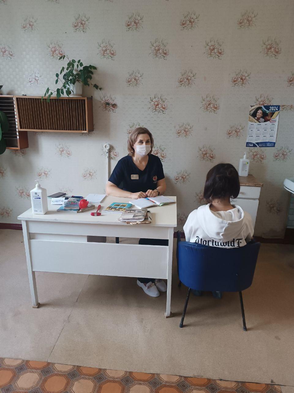 Оренбургские врачи продолжают обследовать здоровье перевальчан