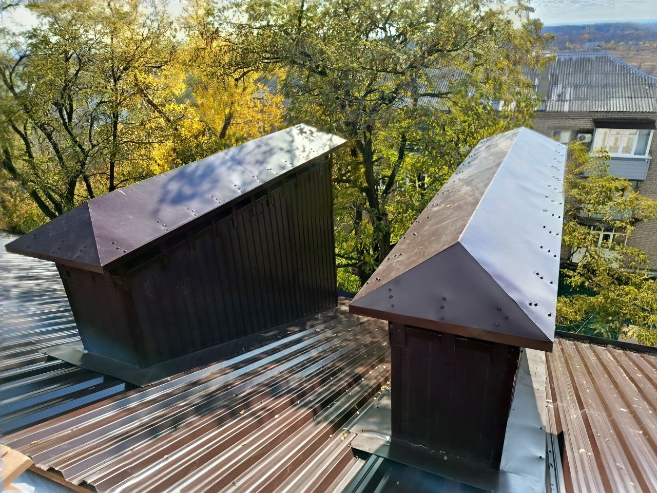 Сергей Козенко: В соответствии с соглашением о сотрудничестве между Краснодонским муниципальным округом и Тюменской областью подрядная организация ООО СК «СТИЛЛ» (г.Тюмень) ведет работы по капитальному ремонту скатных... Сергей Козенко: В соответствии с соглашением о сотрудничестве между Краснодонским муниципальным округом и Тюменской областью подрядная организация ООО СК «СТИЛЛ» (г.Тюмень) ведет работы по капитальному ремонту скатных...