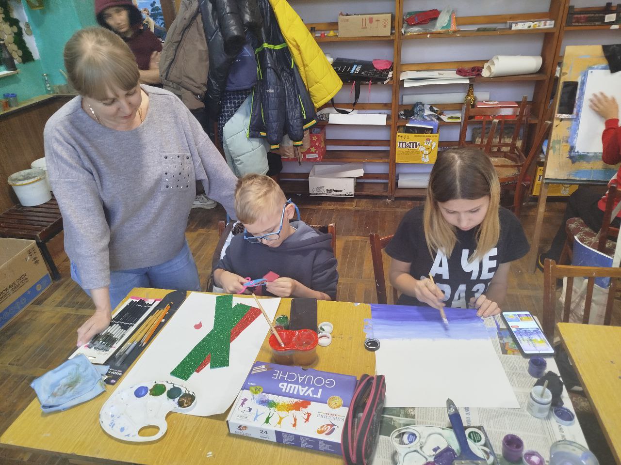 По инициативе женсовета прошел творческий мастер-класс для детей