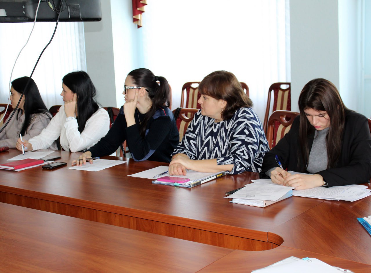 Сегодня состоялось заседание муниципальной комиссии по делам несовершеннолетних и защите их прав при Администрации Краснодонского муниципального округа, которое возглавила заместитель Главы Администрации, председатель... Сегодня состоялось заседание муниципальной комиссии по делам несовершеннолетних и защите их прав при Администрации Краснодонского муниципального округа, которое возглавила заместитель Главы Администрации, председатель...