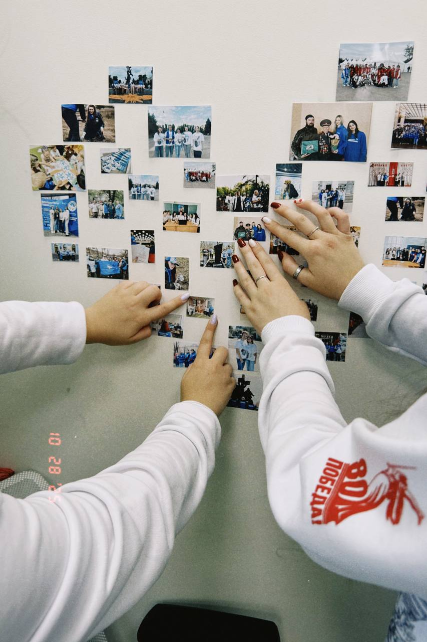 Нам 10 лет!. На базе «Дома Знаний» ЛНР Волонтёры Победы Луганской Народной Республики отпраздновали свой юбилейный день рождения Нам 10 лет!. На базе «Дома Знаний» ЛНР Волонтёры Победы Луганской Народной Республики отпраздновали свой юбилейный день рождения