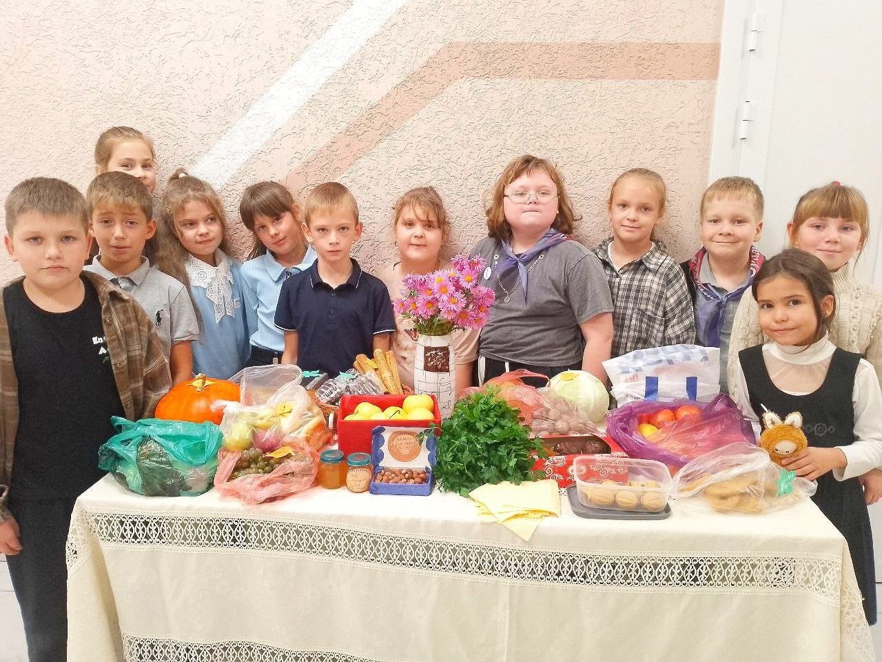 В школе Беловодского МО прошла яркая осенняя ярмарка В школе Беловодского МО прошла яркая осенняя ярмарка