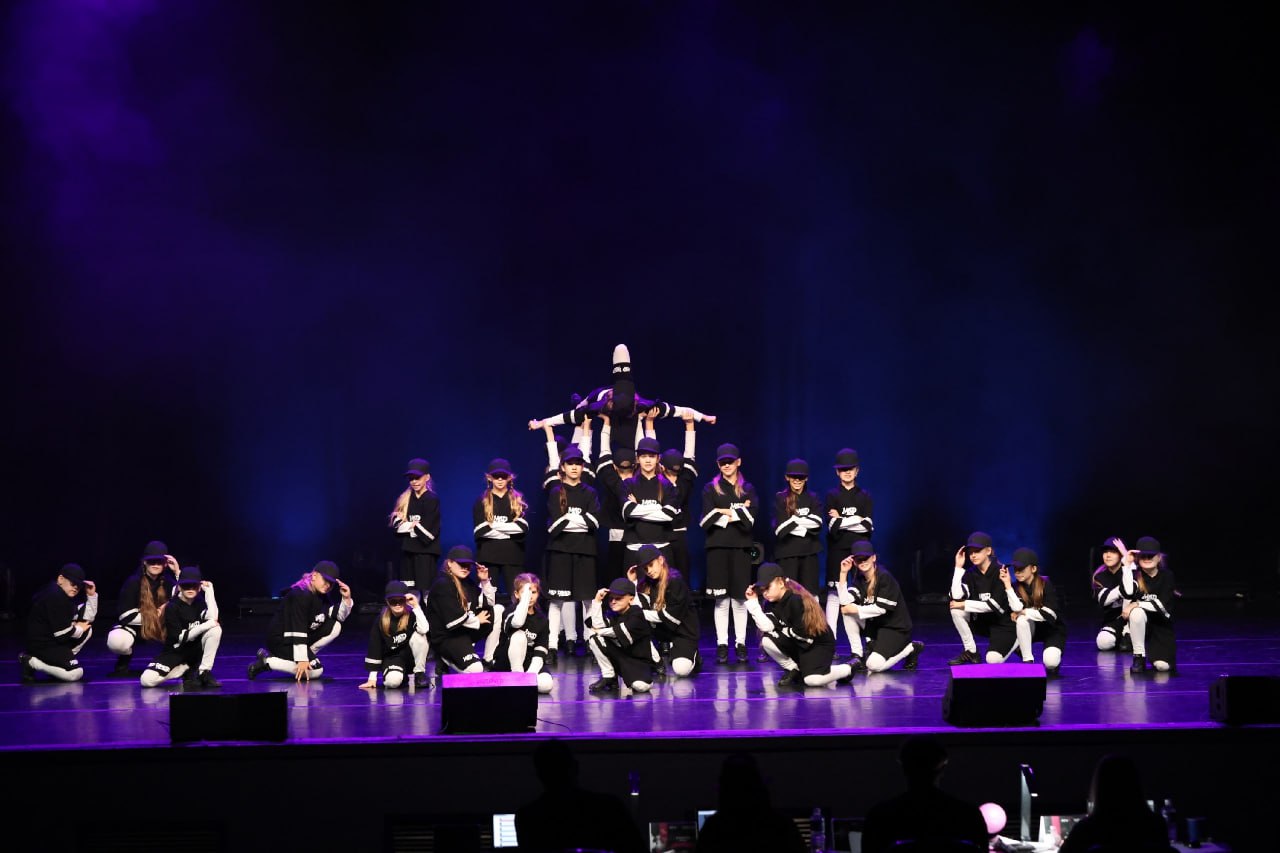 Хореографический коллектив из Краснодона отлично выступил на всероссийском антифоруме «Аномалия» Хореографический коллектив из Краснодона отлично выступил на всероссийском антифоруме «Аномалия»