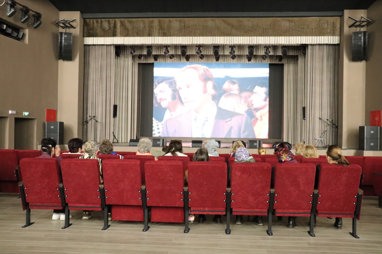 Близится к завершению проект "В творчестве общение-для души исцеление", цели и задачи выполнены, участники проекта улучшили своё психоэмоциональное состояние, обрели новых друзей и знакомых, получили новые знания и навыки... Близится к завершению проект "В творчестве общение-для души исцеление", цели и задачи выполнены, участники проекта улучшили своё психоэмоциональное состояние, обрели новых друзей и знакомых, получили новые знания и навыки...