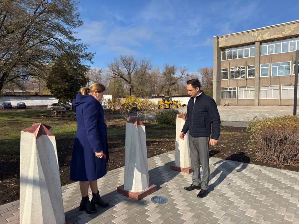 «Городская среда»: «партдесант» оценил состояние общественных пространств в Алчевске и Перевальске «Городская среда»: «партдесант» оценил состояние общественных пространств в Алчевске и Перевальске