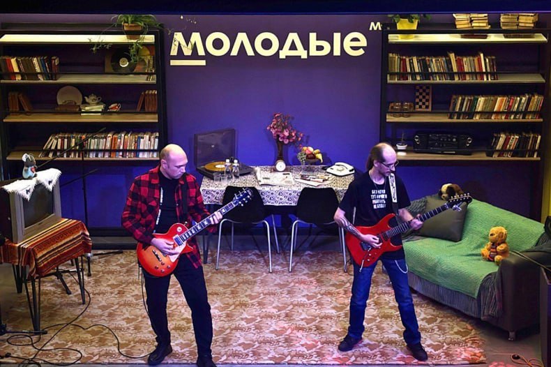 В Молодежном центре Свердловска прошел Квартирник ко Дню города! В Молодежном центре Свердловска прошел Квартирник ко Дню города!