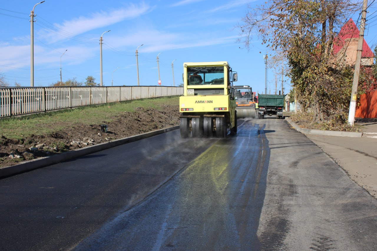 До конца года в ЛНР отремонтируют более 300 км дорог местного значения До конца года в ЛНР отремонтируют более 300 км дорог местного значения