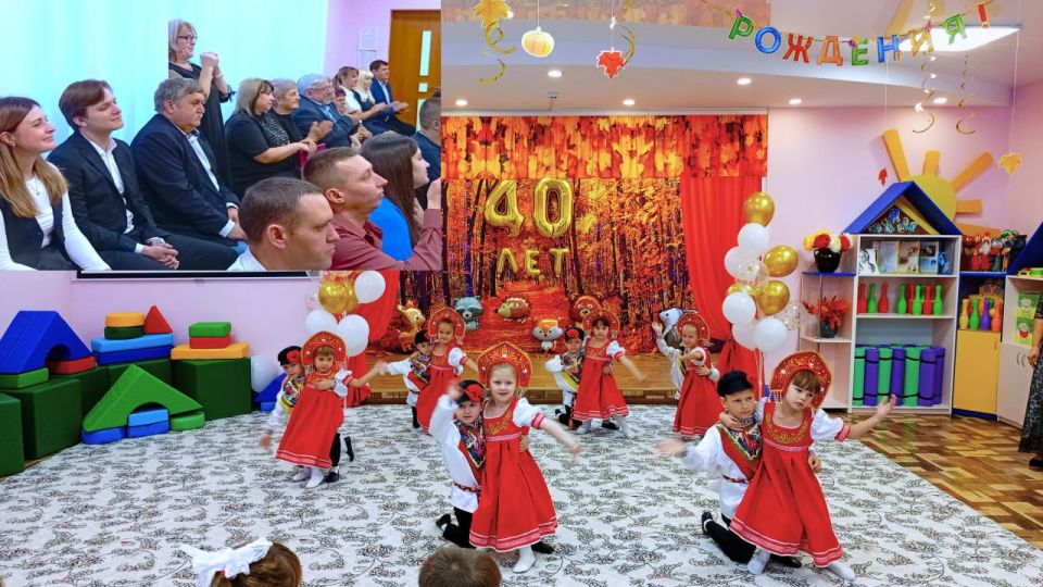 Сегодня ГБДОУ ЛНР "Беловодский Ясли-Сад № 3 «Родничок» отпраздновало свое 40-летие Сегодня ГБДОУ ЛНР "Беловодский Ясли-Сад № 3 «Родничок» отпраздновало свое 40-летие