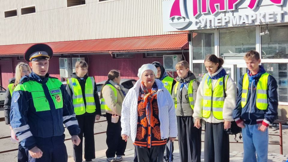 «Засветись на дороге!» — Всероссийская акция в Ровеньках «Засветись на дороге!» — Всероссийская акция в Ровеньках