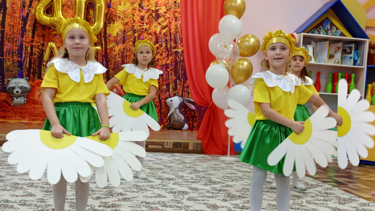 Сегодня ГБДОУ ЛНР "Беловодский Ясли-Сад № 3 "Родничок" отметил юбилей — 40-летие со дня основания! Сегодня ГБДОУ ЛНР "Беловодский Ясли-Сад № 3 "Родничок" отметил юбилей — 40-летие со дня основания!