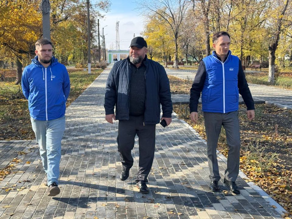 «Городская среда»: «партдесант» оценил состояние общественных пространств в Алчевске и Перевальске «Городская среда»: «партдесант» оценил состояние общественных пространств в Алчевске и Перевальске