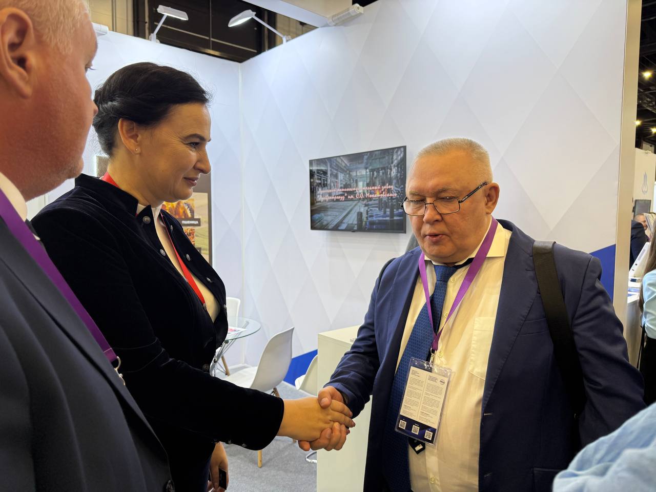 В Санкт-Петербурге стартовал Международный муниципальный форум стран БРИКС+ (IMBRICS)! В Санкт-Петербурге стартовал Международный муниципальный форум стран БРИКС+ (IMBRICS)!