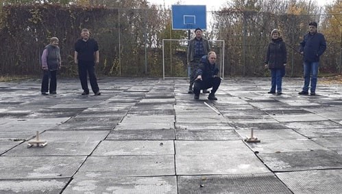 В Краснодоне состоялись состязания по городкам для молодежи с особенностями здоровья В Краснодоне состоялись состязания по городкам для молодежи с особенностями здоровья