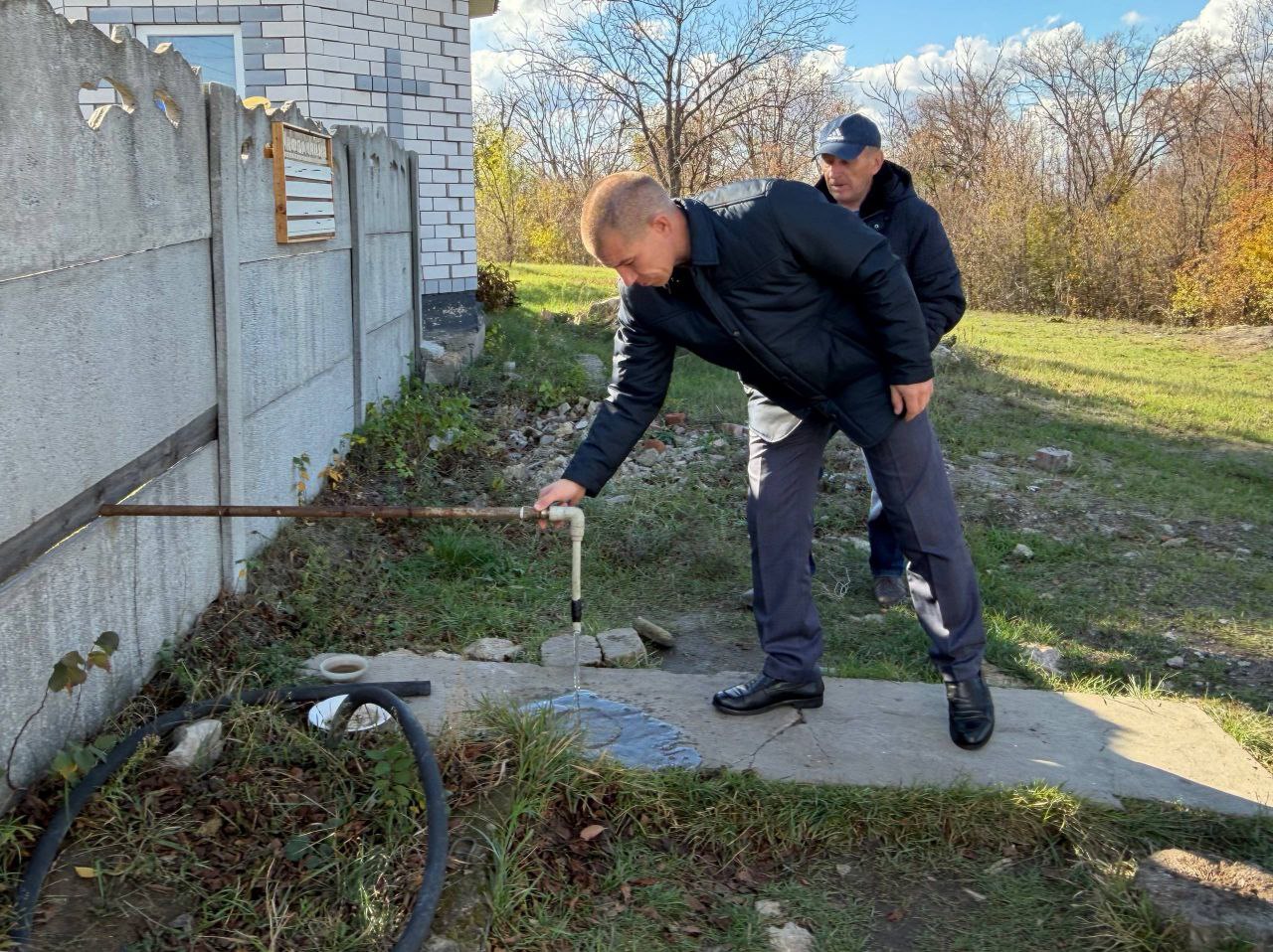 Сергей Колягин: Вместе с председателем Совета городского округа Светланой Пшеничниковой выехали в пгт Тошковка, где встретились со специалистами отдела по жизнеобеспечению данного населенного пункта Сергей Колягин: Вместе с председателем Совета городского округа Светланой Пшеничниковой выехали в пгт Тошковка, где встретились со специалистами отдела по жизнеобеспечению данного населенного пункта