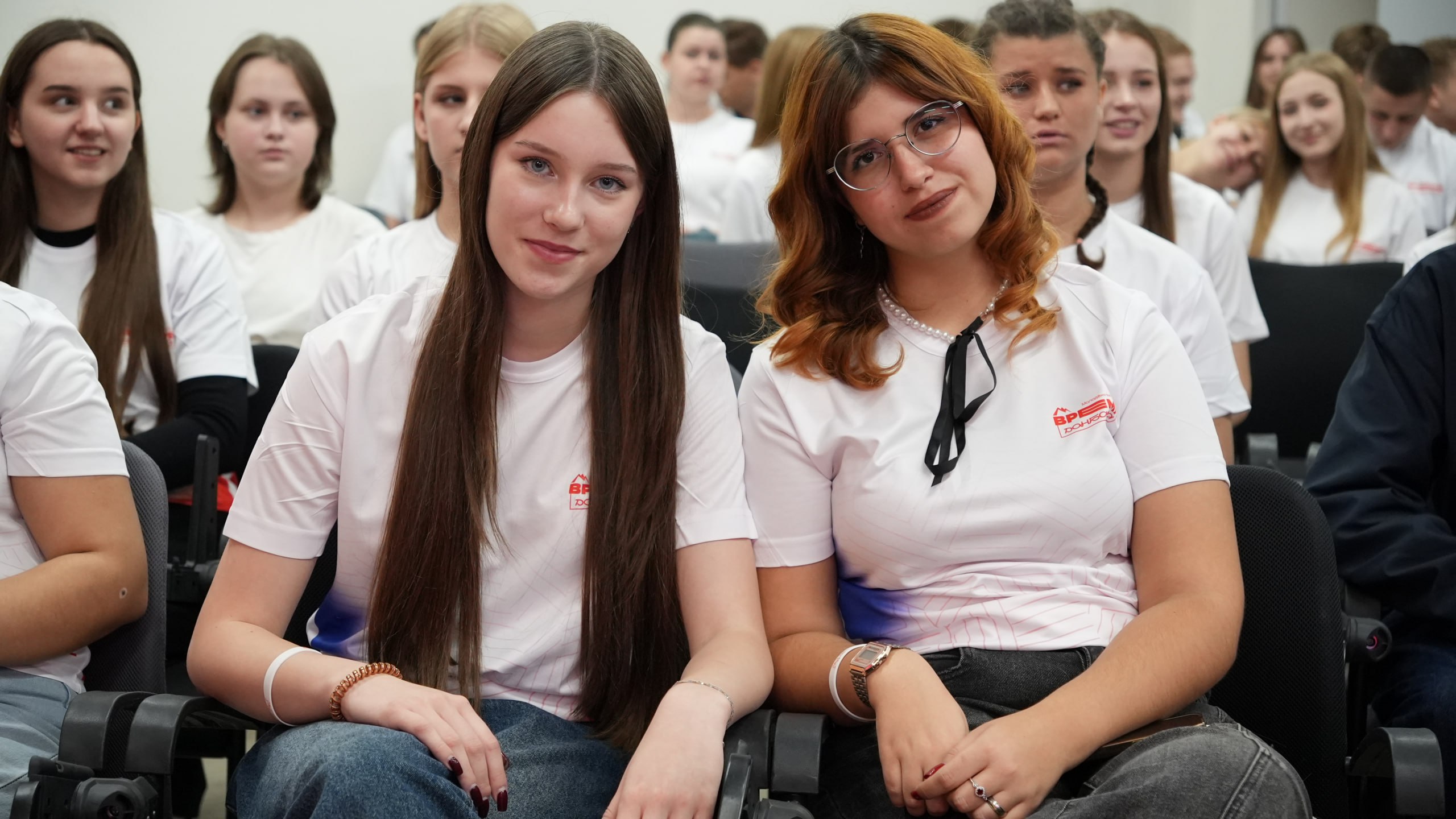 Время заявить о себе! Победитель конкурса Росмолодёжь.Гранты Алина Сиволап реализовала свой проект, чтобы показать: возможности есть у каждого, главное – не бояться действовать Время заявить о себе! Победитель конкурса Росмолодёжь.Гранты Алина Сиволап реализовала свой проект, чтобы показать: возможности есть у каждого, главное – не бояться действовать