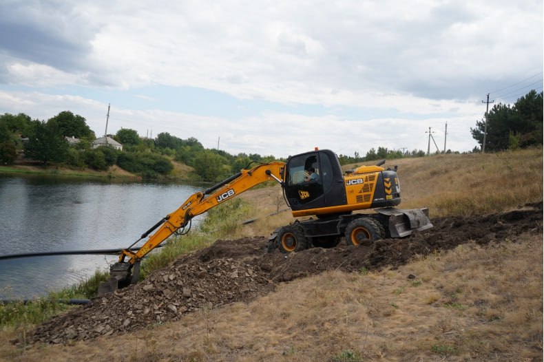 Депутат Совета Свердловского округа Александр Великоцкий: «Помощь Красноярского края для нас очень важна» Депутат Совета Свердловского округа Александр Великоцкий: «Помощь Красноярского края для нас очень важна»