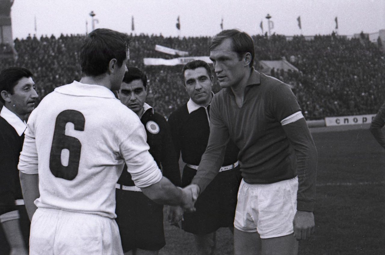 29 октября, 53 года назад, ворошиловградская «Заря» стала триумфатором турнира, завоевала золотые медали чемпионата СССР 1972 года!