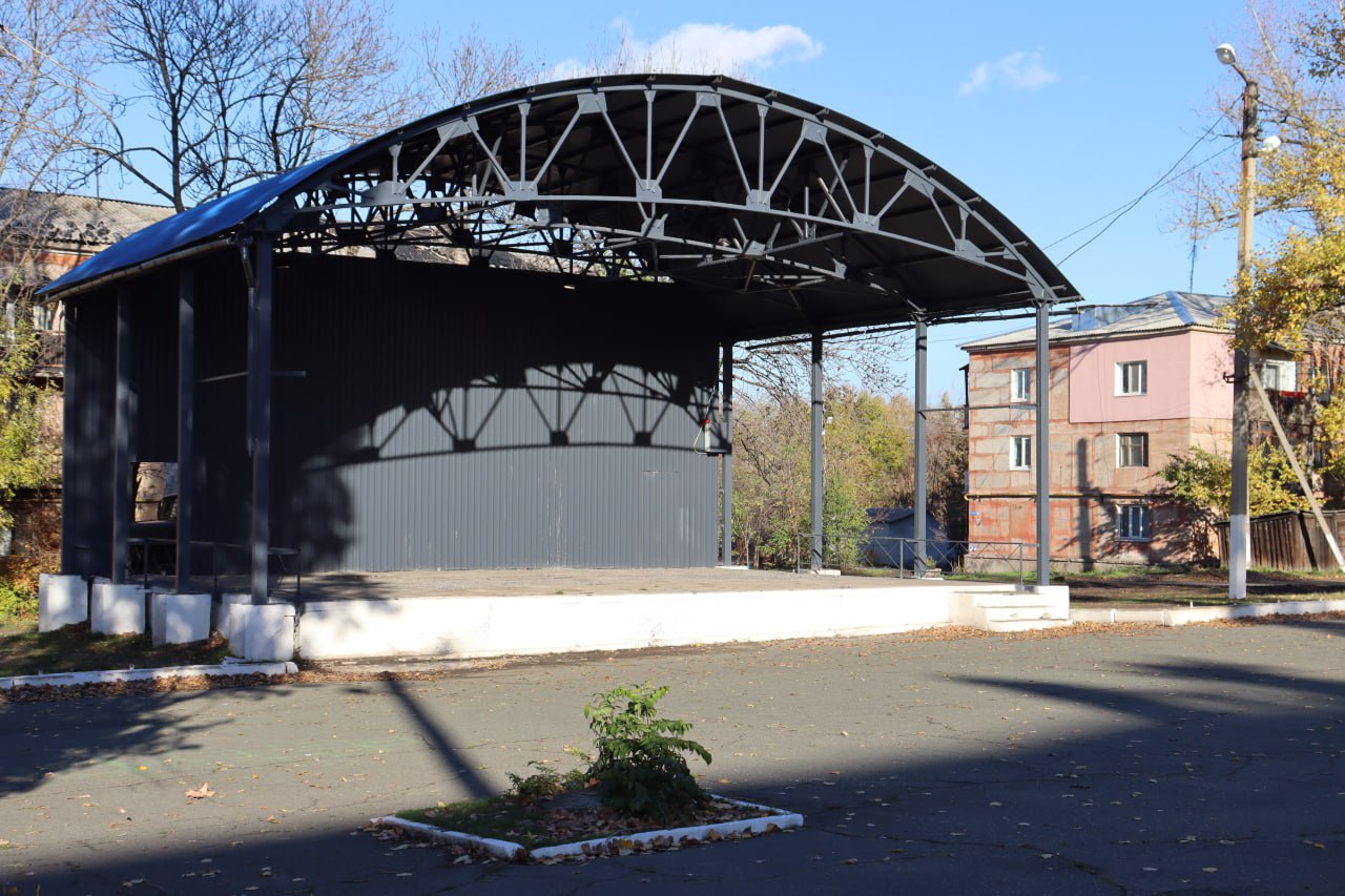 Наталия Жулинская: Благоустроим площадку в Ирмино Наталия Жулинская: Благоустроим площадку в Ирмино