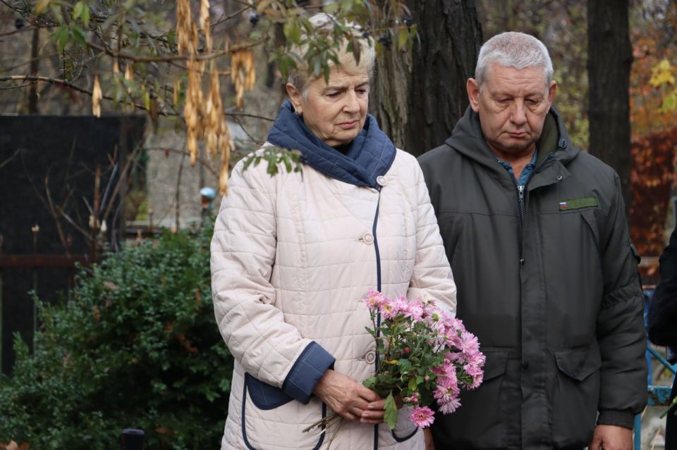 В Стаханове почтили память Николая Веревкина В Стаханове почтили память Николая Веревкина