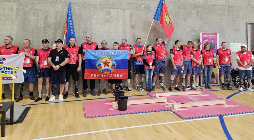 Команде ветеранов боевых действий из ЛНР заняла второе место на турнире по кибатлетике в Суздале. Об этом сообщили в региональном филиале фонда «Защитники Отечества»