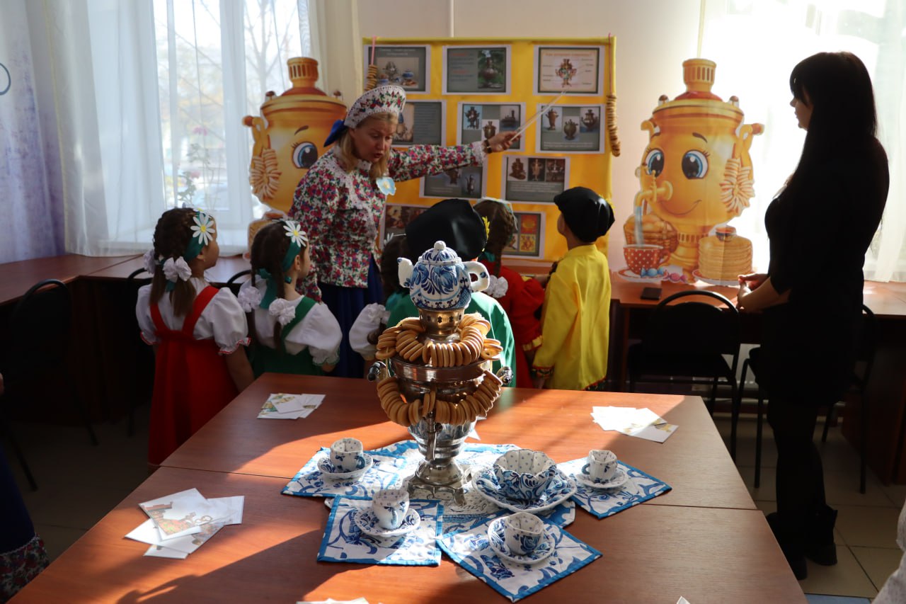 «Родина у нас одна»: маленькие стахановчане прошли патриотический квест