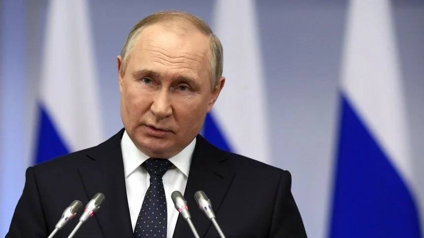 Президент России Владимир Путин констатировал, что этот россияне едят меньше рыбы и морепродуктов, чем рекомендует Минздрав, и поручил поднять уровень потребления этих продуктов