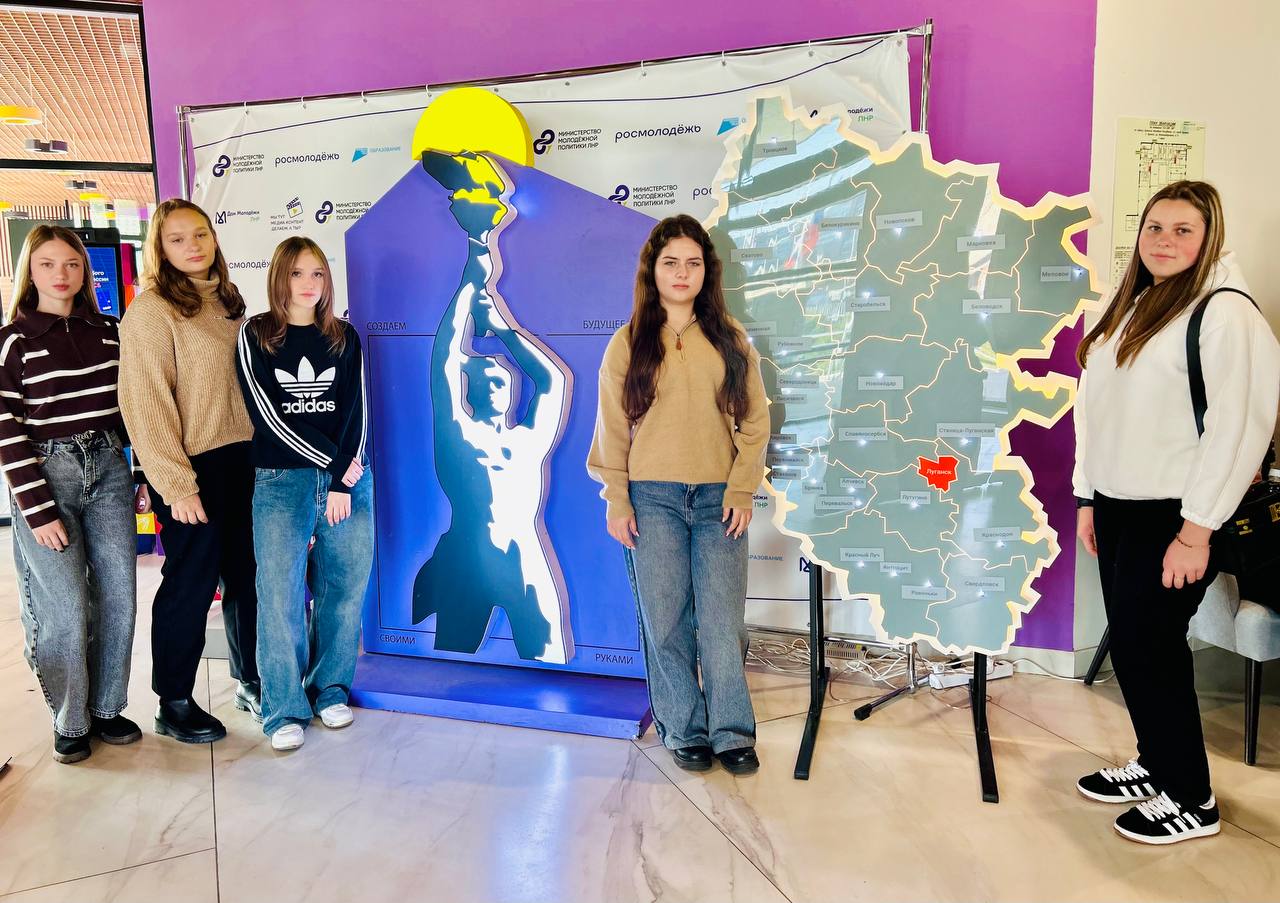 В преддверии Дня народного единства юные патриоты Кленовской школы погрузились в историю России