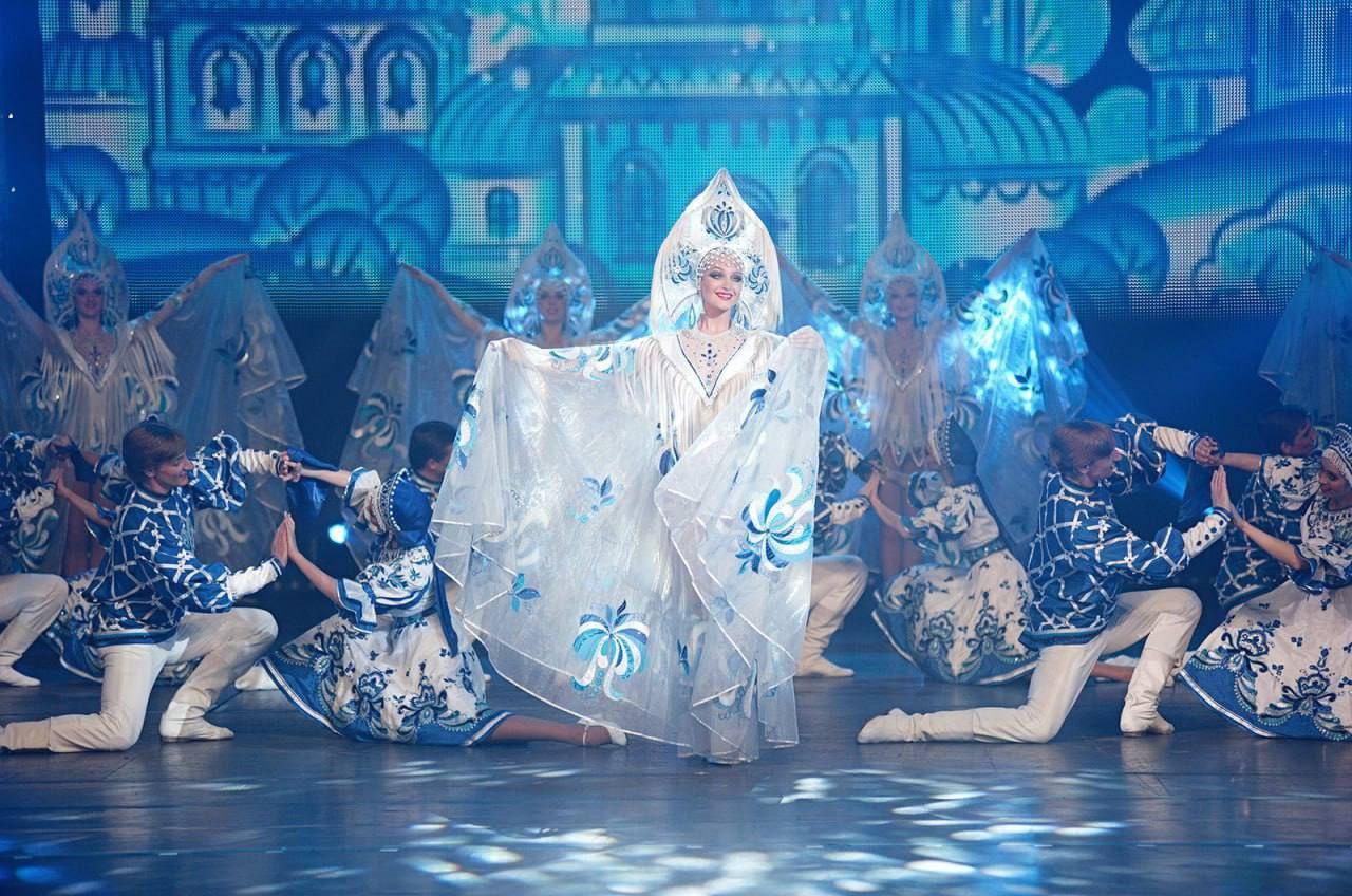 Новоайдарцы посетили спектакль в Луганске, организованный советником главы Тамбовской области Новоайдарцы посетили спектакль в Луганске, организованный советником главы Тамбовской области