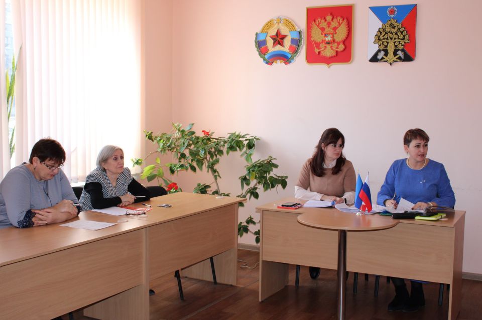 В Администрации городского округа город Ровеньки состоялся семинар на тему «О порядке составления паспорта архива организаций – источников комплектования архивного отдела Администрации городского округа город Ровеньки... В Администрации городского округа город Ровеньки состоялся семинар на тему «О порядке составления паспорта архива организаций – источников комплектования архивного отдела Администрации городского округа город Ровеньки...