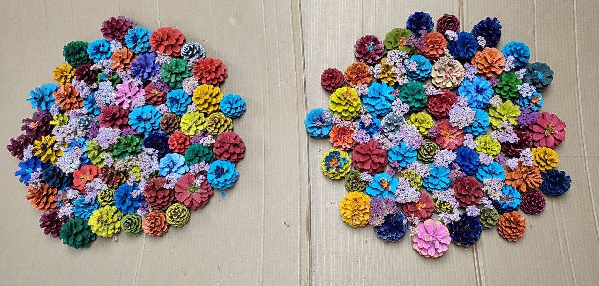 Сегодня в Краснолучском краеведческом музее, для слушателей Университета третьего возраста ГУ ЛНР «ККЦСОН» состоялся мастер-класс на тему: «Цветущее дерево» панно из шишек, который провели Народный мастер Луганщины Лемзякова... Сегодня в Краснолучском краеведческом музее, для слушателей Университета третьего возраста ГУ ЛНР «ККЦСОН» состоялся мастер-класс на тему: «Цветущее дерево» панно из шишек, который провели Народный мастер Луганщины Лемзякова...