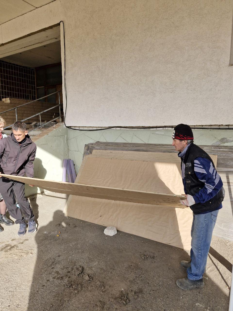 Детским садам Марковского округа ЛНР передали беседки из Ивановской области