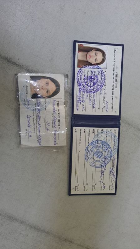 В автобусах найдены вещи, владельцев просим связаться с нами по телефону: +79591703977 В автобусах найдены вещи, владельцев просим связаться с нами по телефону: +79591703977