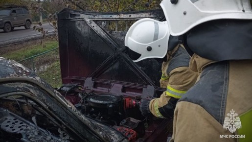 Марковские огнеборцы ликвидировали возгорание автомобиля