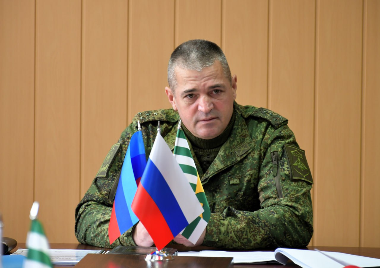 Встреча заместителя комиссара военкомата с организациями города