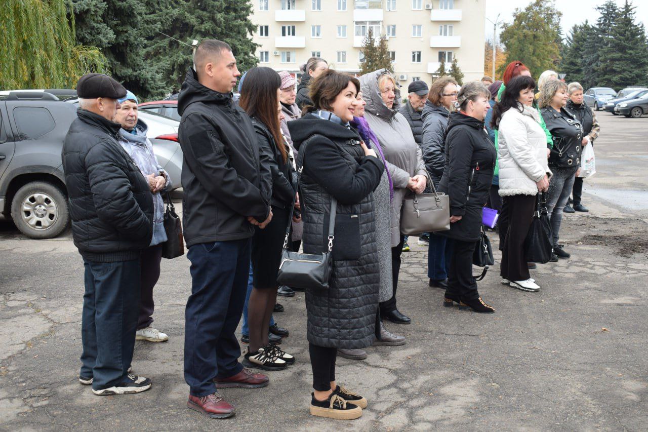 Сергей Колягин: В Первомайске открылась уличная выставка «Театральная площадь» Сергей Колягин: В Первомайске открылась уличная выставка «Театральная площадь»
