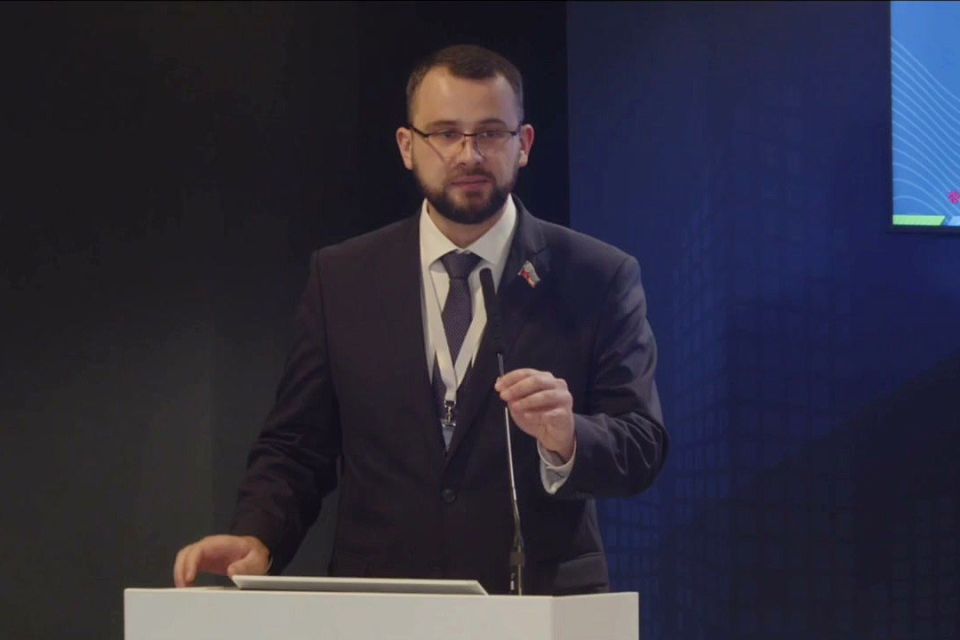 Александр Криеренко выступил модератором сессии Международного муниципального форума БРИКС