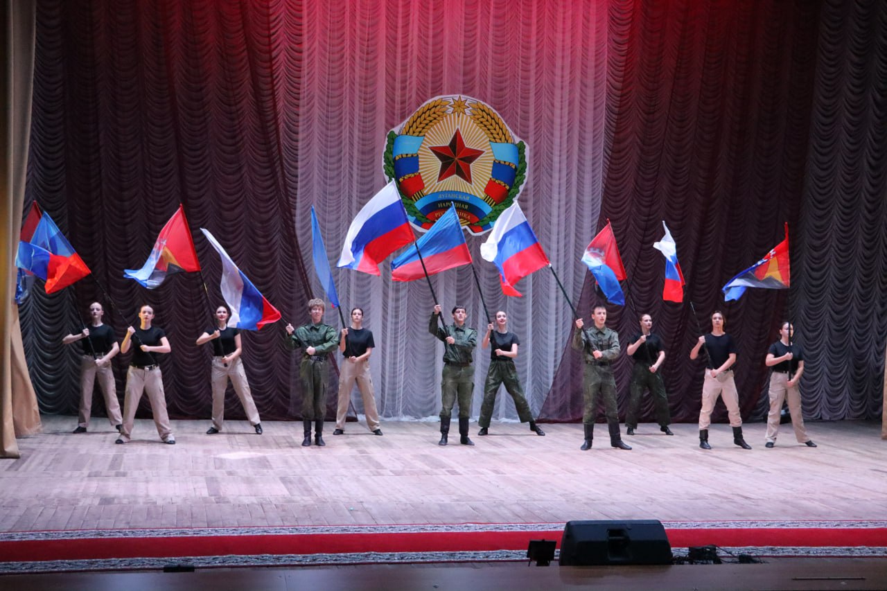 В Стаханове прошла Республиканская конференция по вопросам трудового воспитания молодежи В Стаханове прошла Республиканская конференция по вопросам трудового воспитания молодежи