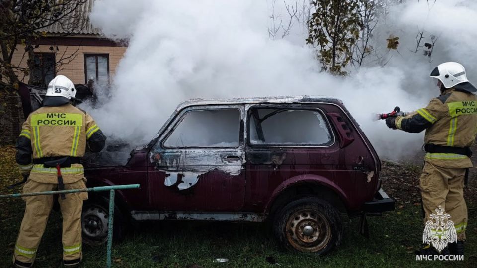 Марковские огнеборцы ликвидировали возгорание автомобиля Марковские огнеборцы ликвидировали возгорание автомобиля