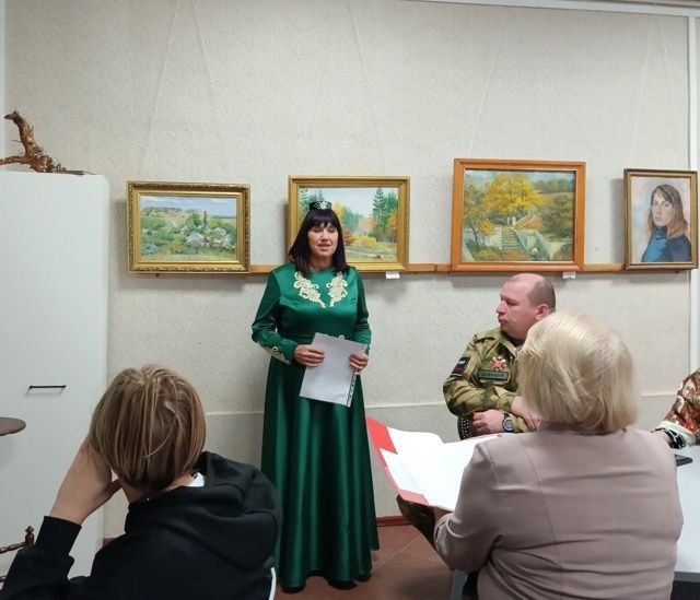 В Кировском историко-художественном музее состоялось мероприятие, посвященное Дню народного единства «Россия – наш общий дом» В Кировском историко-художественном музее состоялось мероприятие, посвященное Дню народного единства «Россия – наш общий дом»